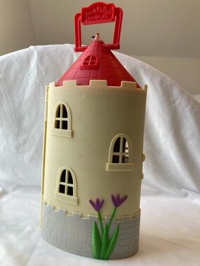 Ben & Holly’s Little Kingdom Thistle Castle Folding Playset 14" Playset Only